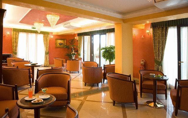 Agostiniana Hotel Санта-Тереза-ді-Рива Екстер'єр фото