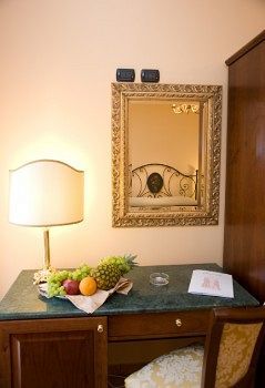 Agostiniana Hotel Санта-Тереза-ді-Рива Екстер'єр фото